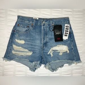 Women’s Size 28 Levi’s 501 Vintage Denim Distressed Jean Shorts
